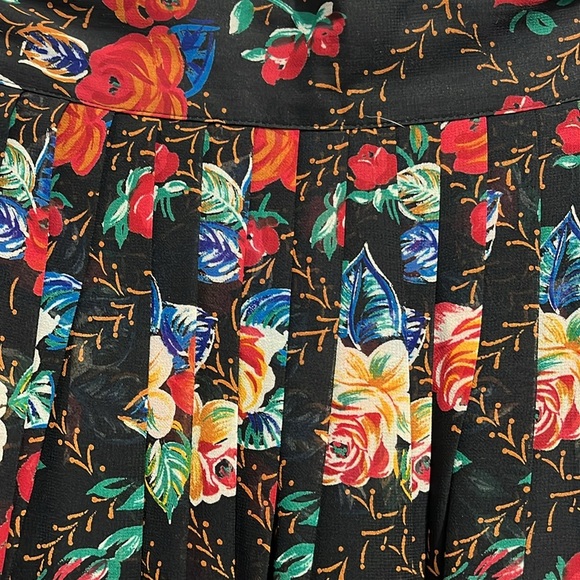 Potomac collection Floral Black Skirt size 14 - Picture 2 of 7